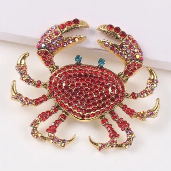 Jewelry - Sparkly Red Rhinestone Crab Pin Brooch